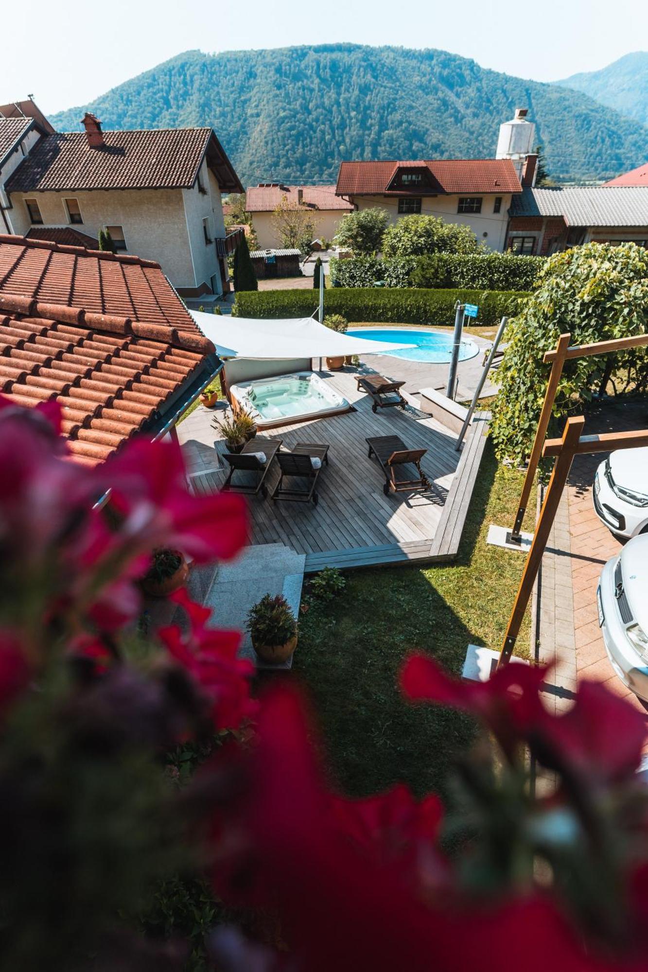 Hotel Penzion Kobala Tolmin Zewnętrze zdjęcie